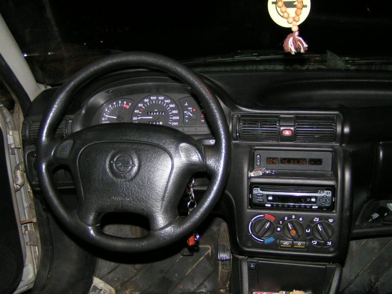 Opel Astra 1996 салон