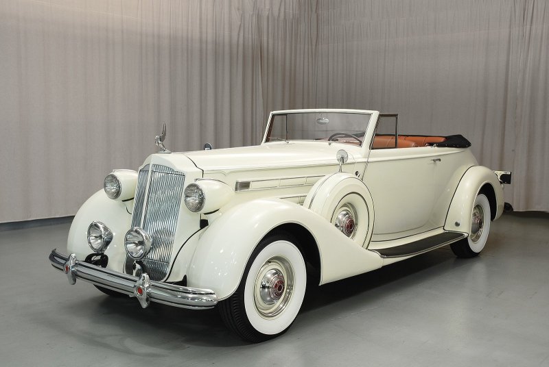 Packard Victoria 1937