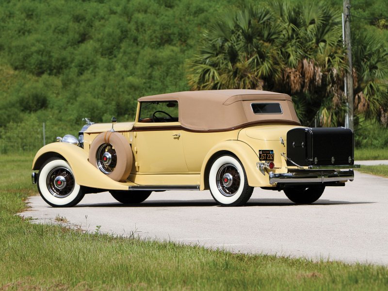 Packard Victoria
