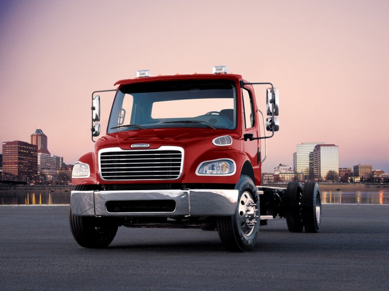 Freightliner Business class