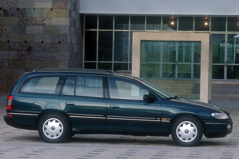 1994 Opel Omega Caravan