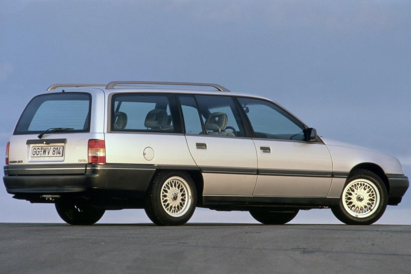 Opel Omega 1987 универсал