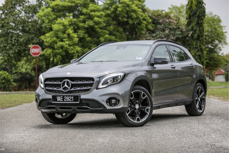 Mercedes-Benz GLA 200