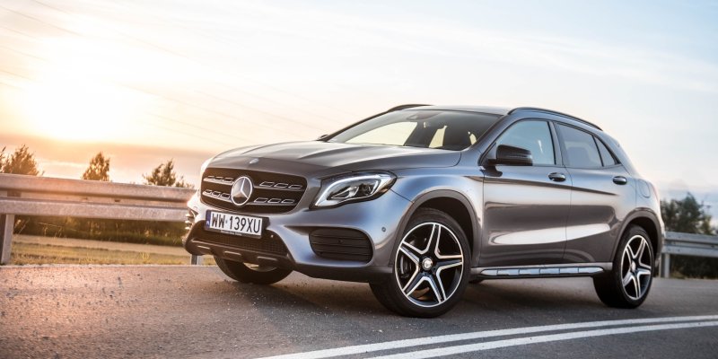 Мерседес 200 кроссовер GLA