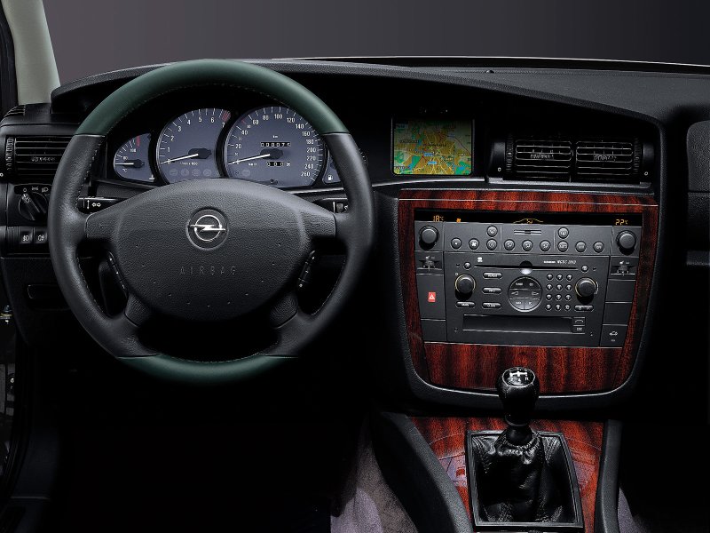 Opel Omega b 2003 салон