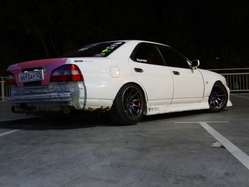 Nissan Laurel c35