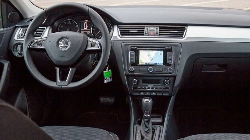 Skoda Rapid салон