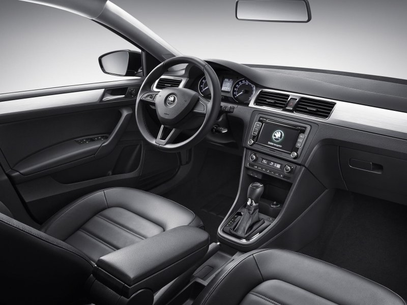 Škoda Rapid 2016 салон