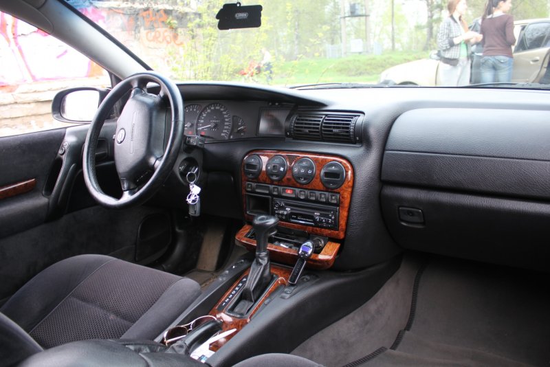 Opel Omega b Salon 1999