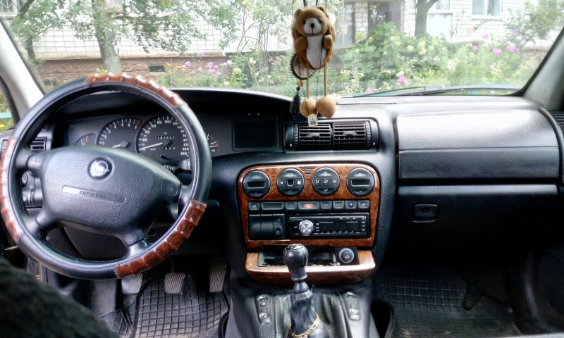Opel Omega, 1997 салон