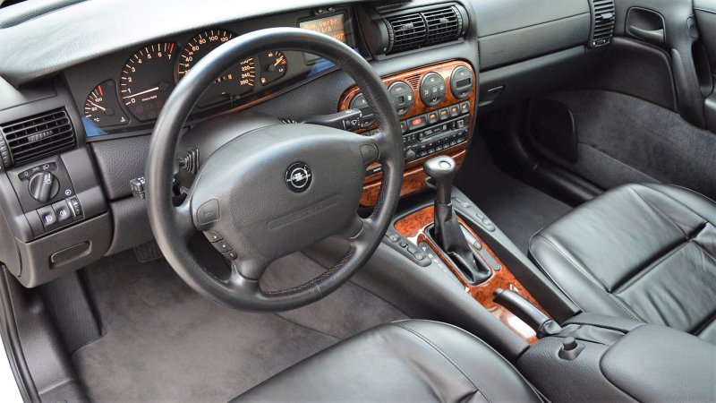 Opel Omega 2003 салон