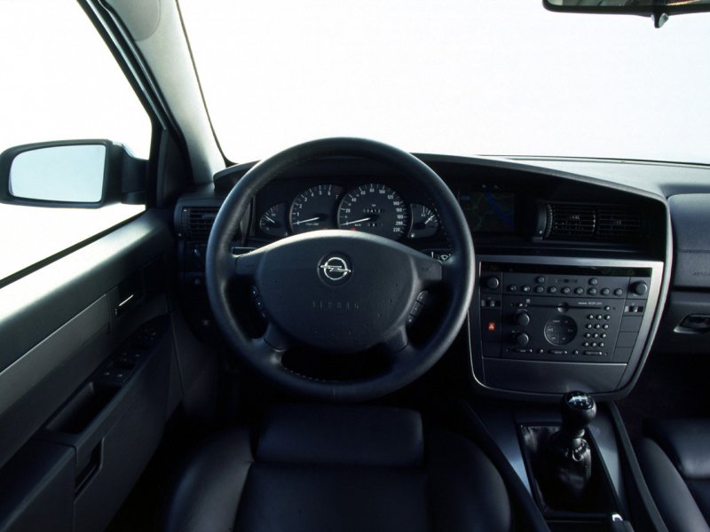 Opel Omega 2000 салон