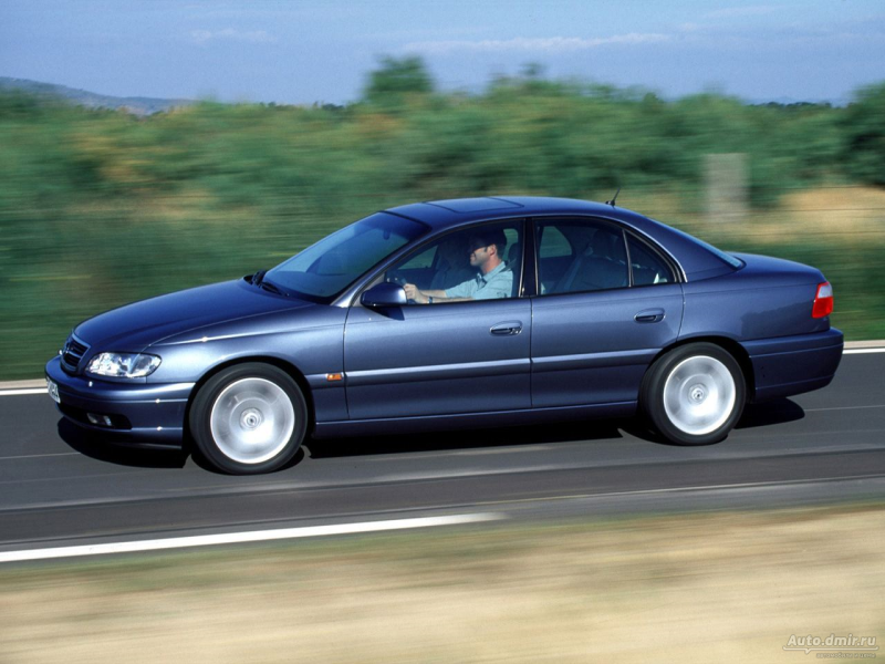 Opel Omega b 2004