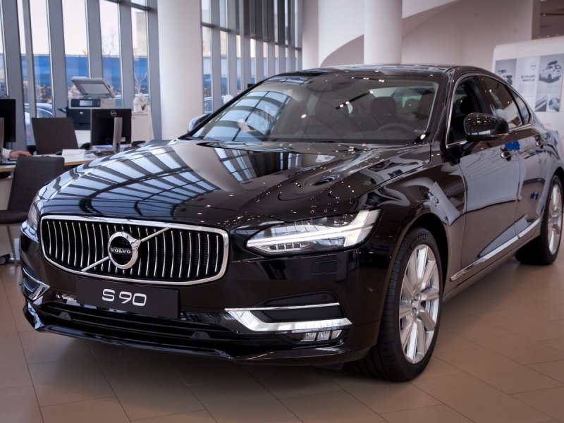 Новый Volvo s90