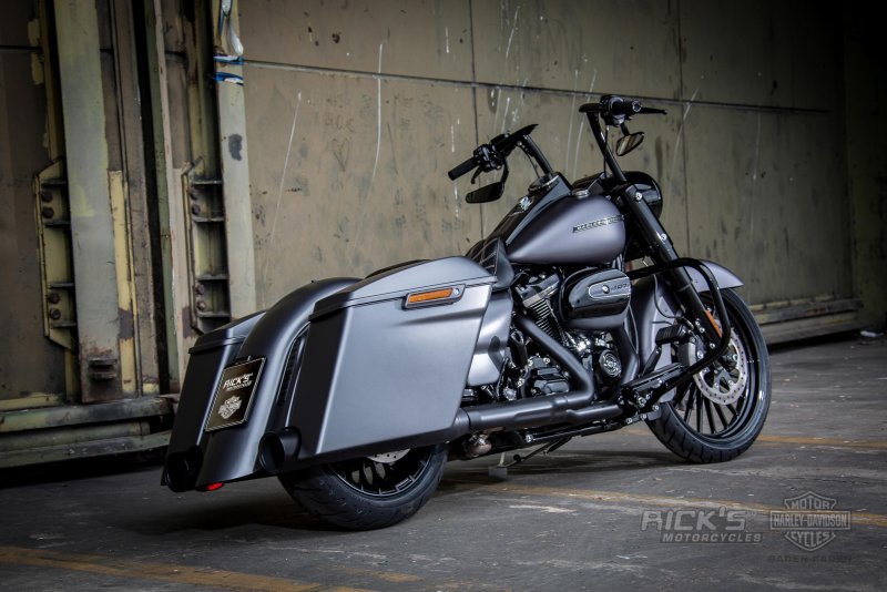 Harley Davidson Road King 2021