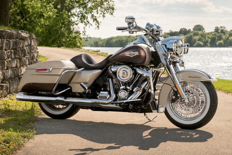 Мотоцикл Harley Davidson Road King