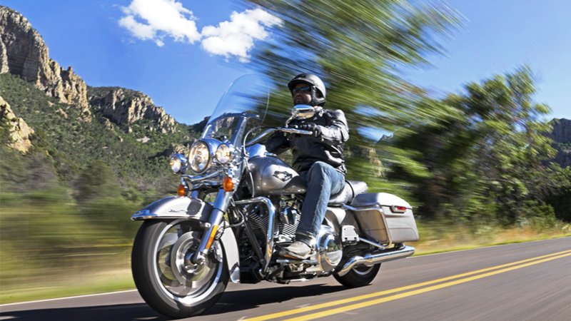 Harley Davidson Road King 2021
