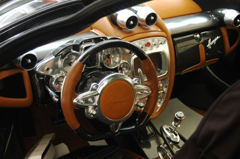 Pagani Zonda c12 салон