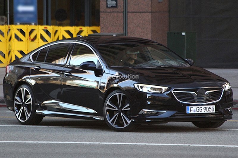 Opel Insignia 2017 седан