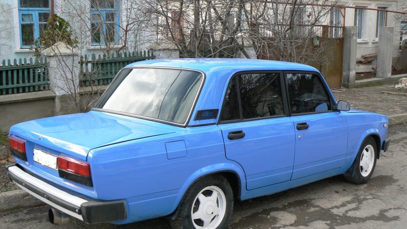 ВАЗ 2107 цвет Медео
