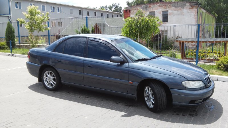Opel Omega 2.5 1996
