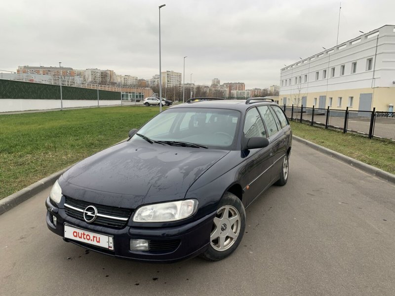 Опель Вектра б 1.8 1999