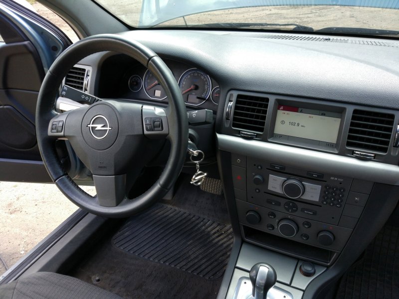 Opel Vectra c 2003 салон