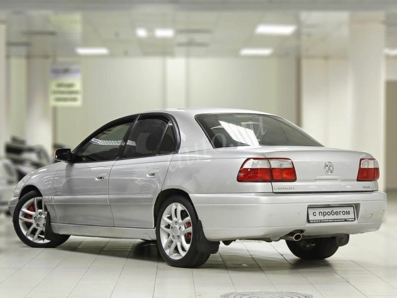 Opel Omega b 2004