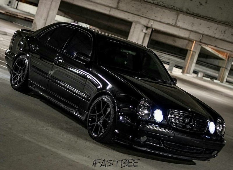 Mercedes Benz e55 AMG w210