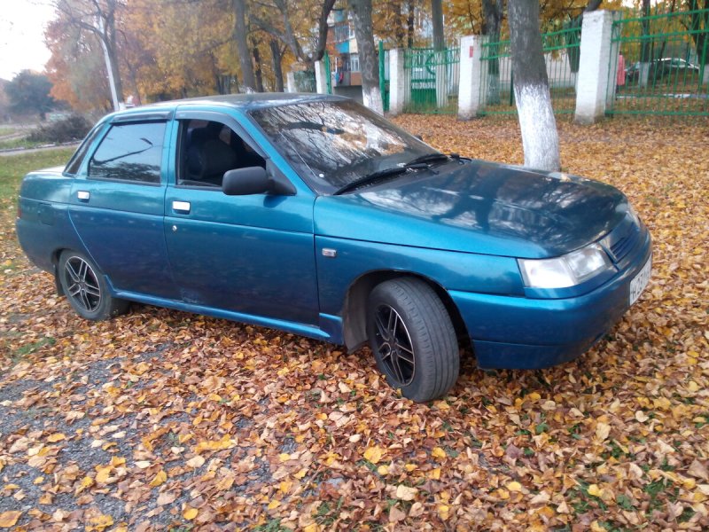 Лада 2110 сине зеленая