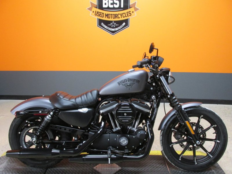 Харлей Дэвидсон спортстер Iron 883