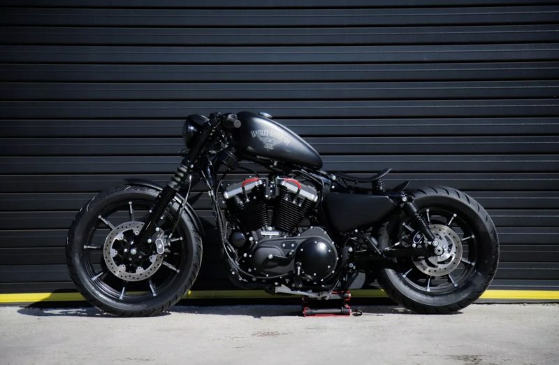 Harley-Davidson Sportster Iron 883 кастом