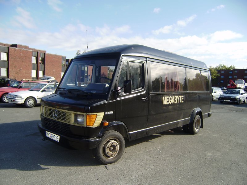 Mercedes Benz 207d