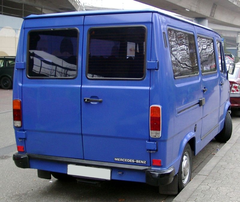 Mercedes t1 207