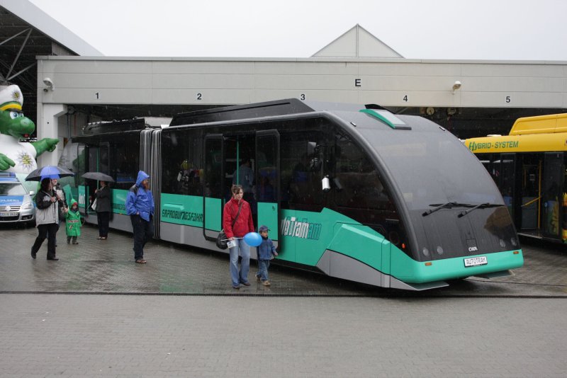 Автобус AUTOTRAM Extra Grand
