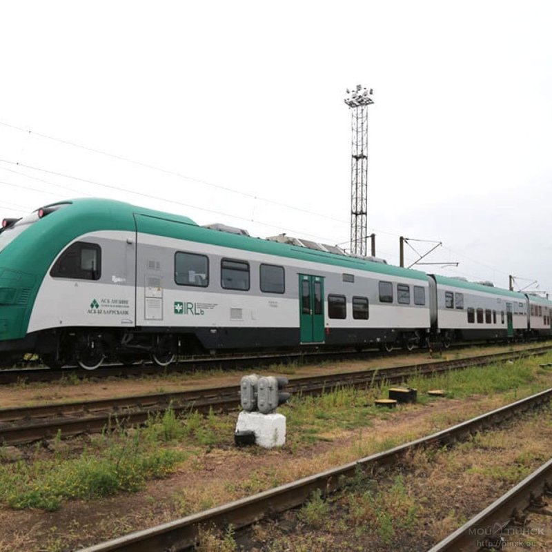 Pesa Bydgoszcz sa дизель поезд