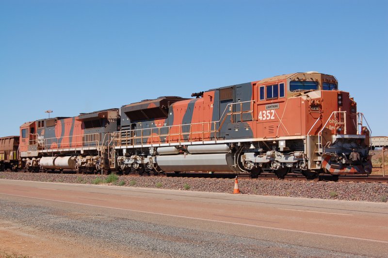 EMD sd70ace l/w