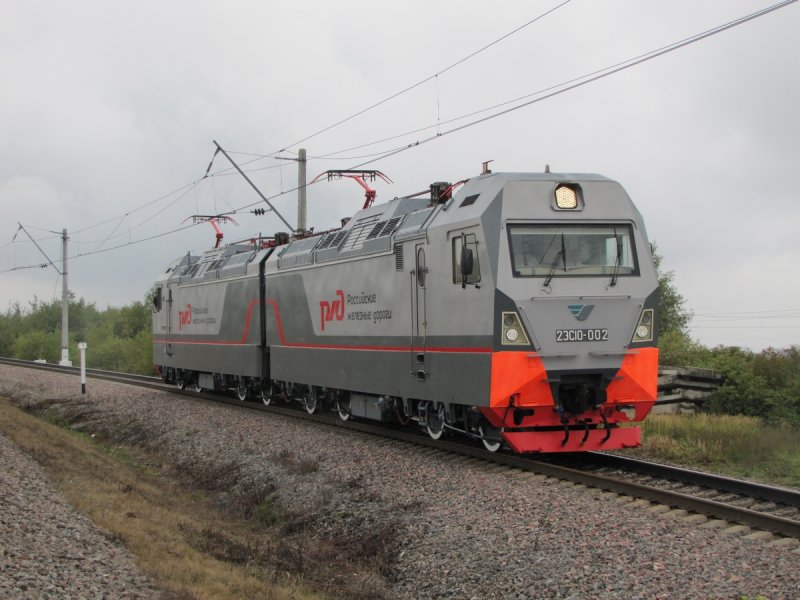 Локомотив гранит 2эс10