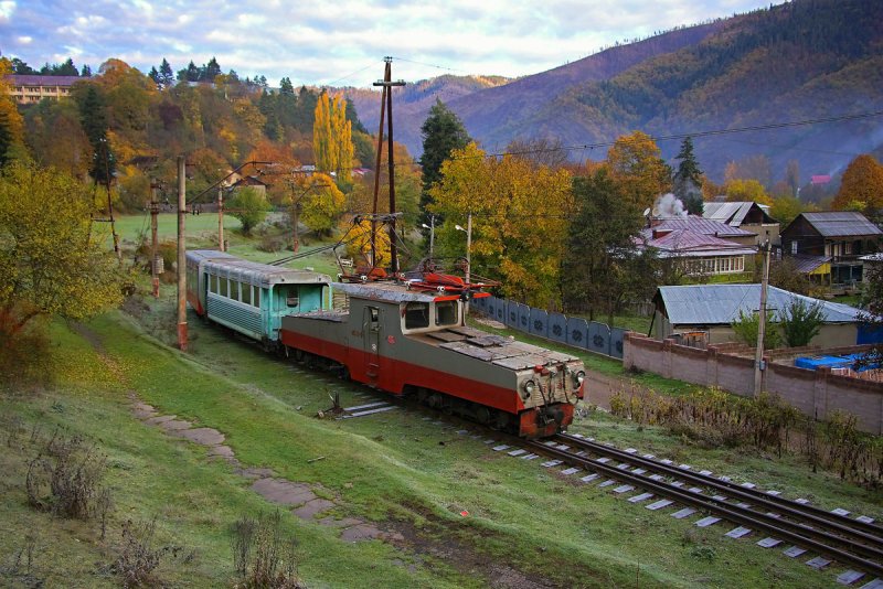 Узкоколейный электровоз чс11