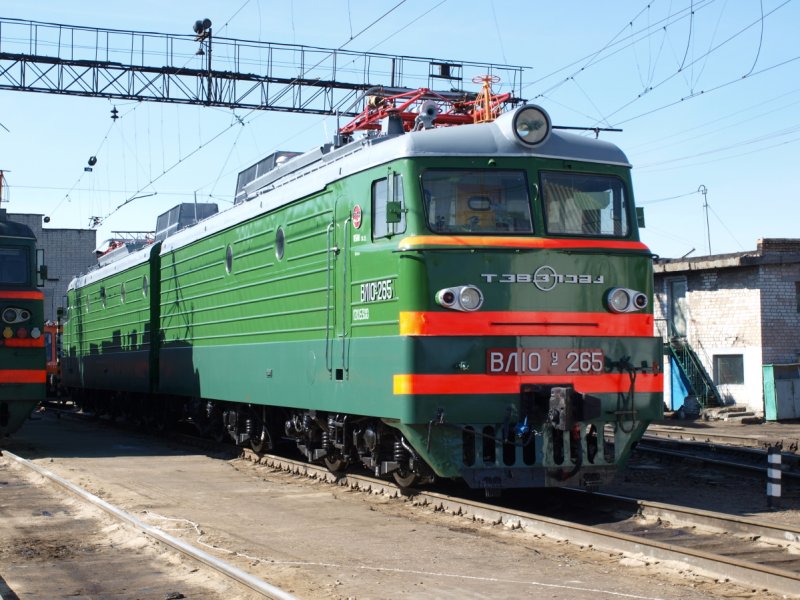 Электровоз вл10 1730