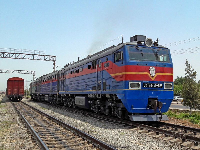Тепловоз uzte16m2009 Узбекистан