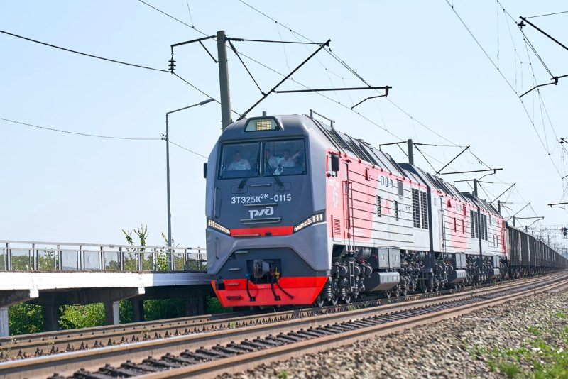 Тепловоз 3тэ25к2м