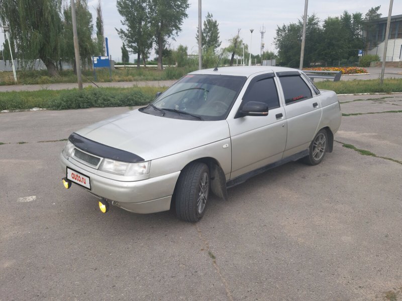 ВАЗ 2110 серая на обои