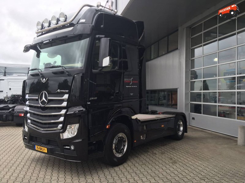 Mercedes Actros mp4 Black