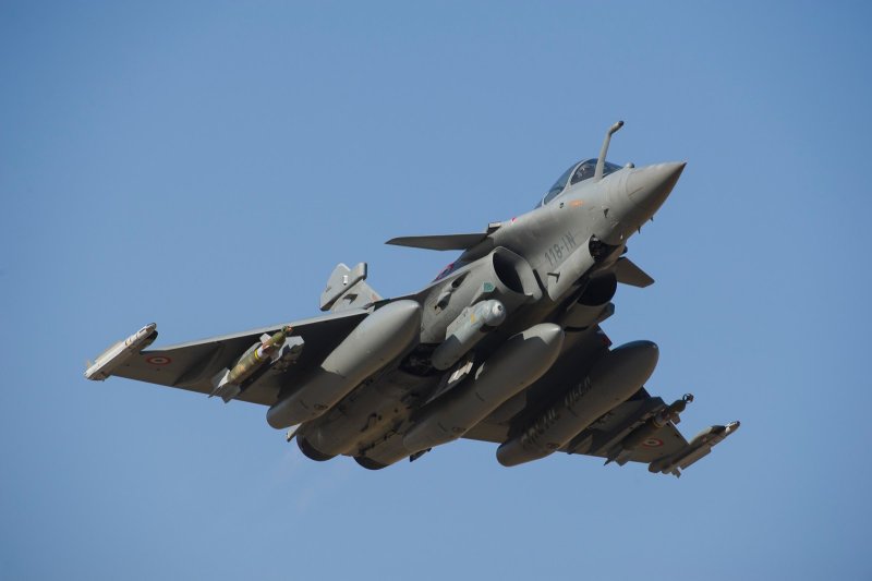 Французский истребитель Dassault Rafale
