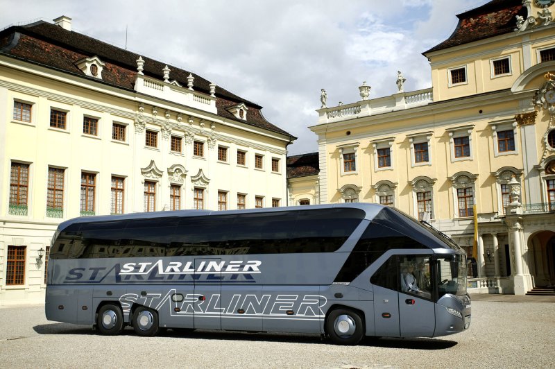 Neoplan Starliner 2020 салон