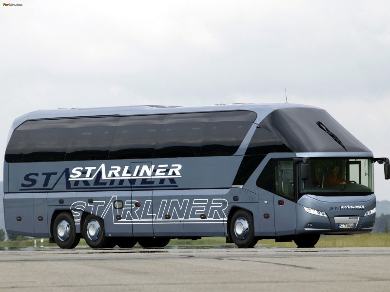 Автобус Neoplan Starliner