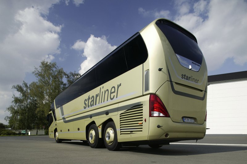 Неоплан Starliner