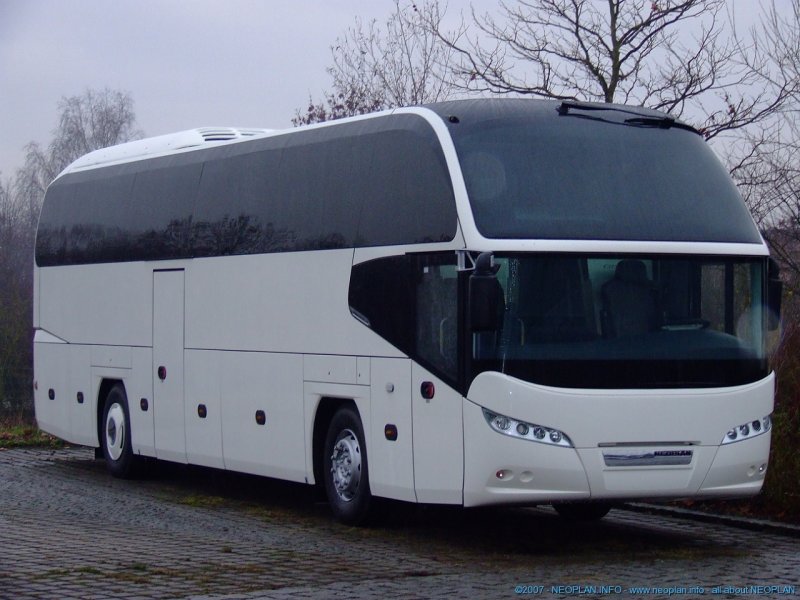Автобус Neoplan Cityliner