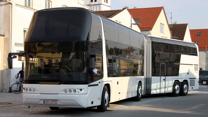 Neoplan n138